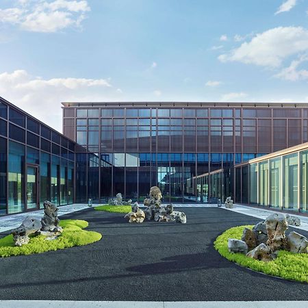 Hilton Shanghai Songjiang Guangfulin Экстерьер фото