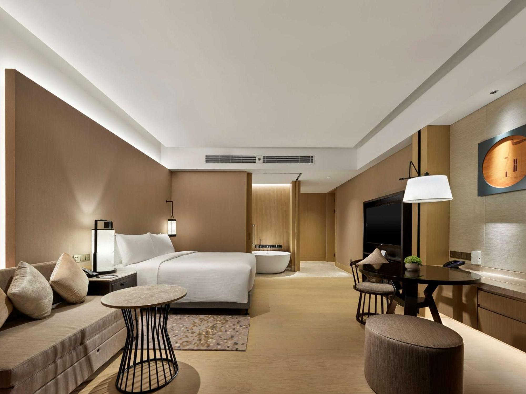 Hilton Shanghai Songjiang Guangfulin Экстерьер фото