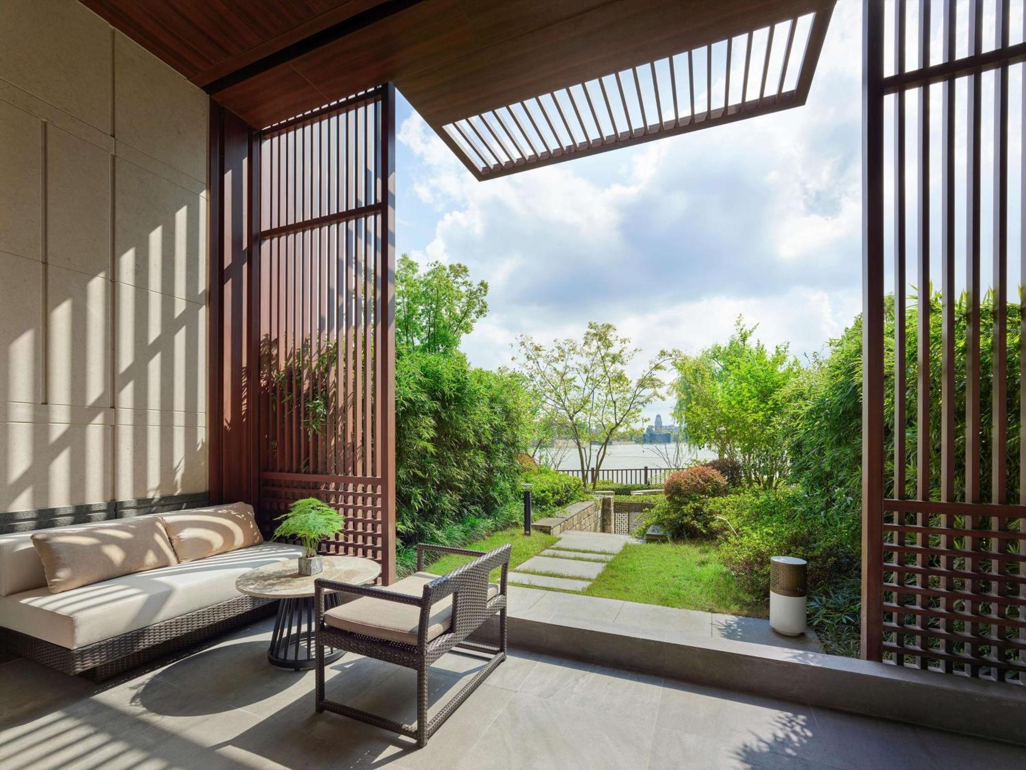 Hilton Shanghai Songjiang Guangfulin Экстерьер фото