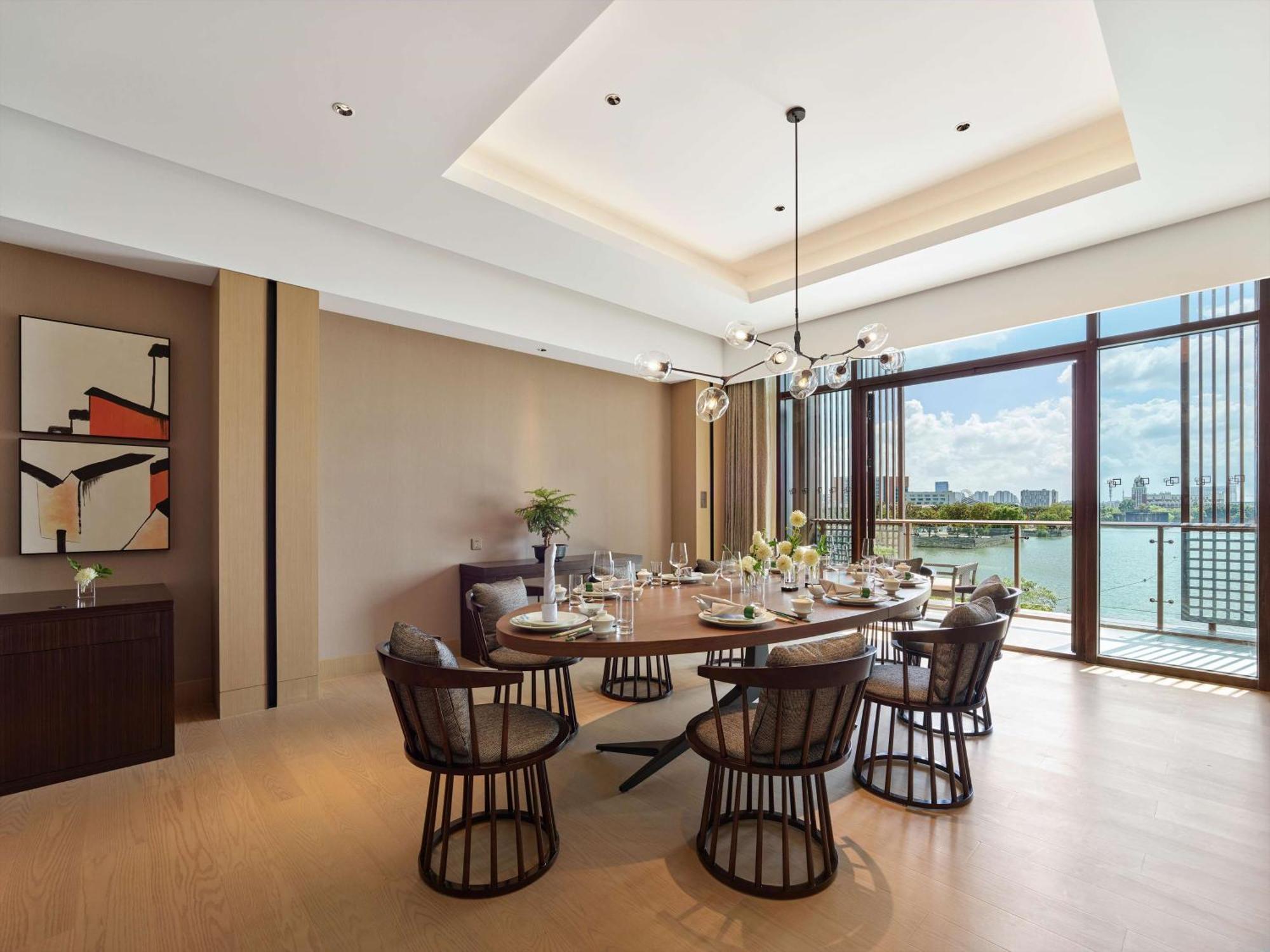 Hilton Shanghai Songjiang Guangfulin Экстерьер фото