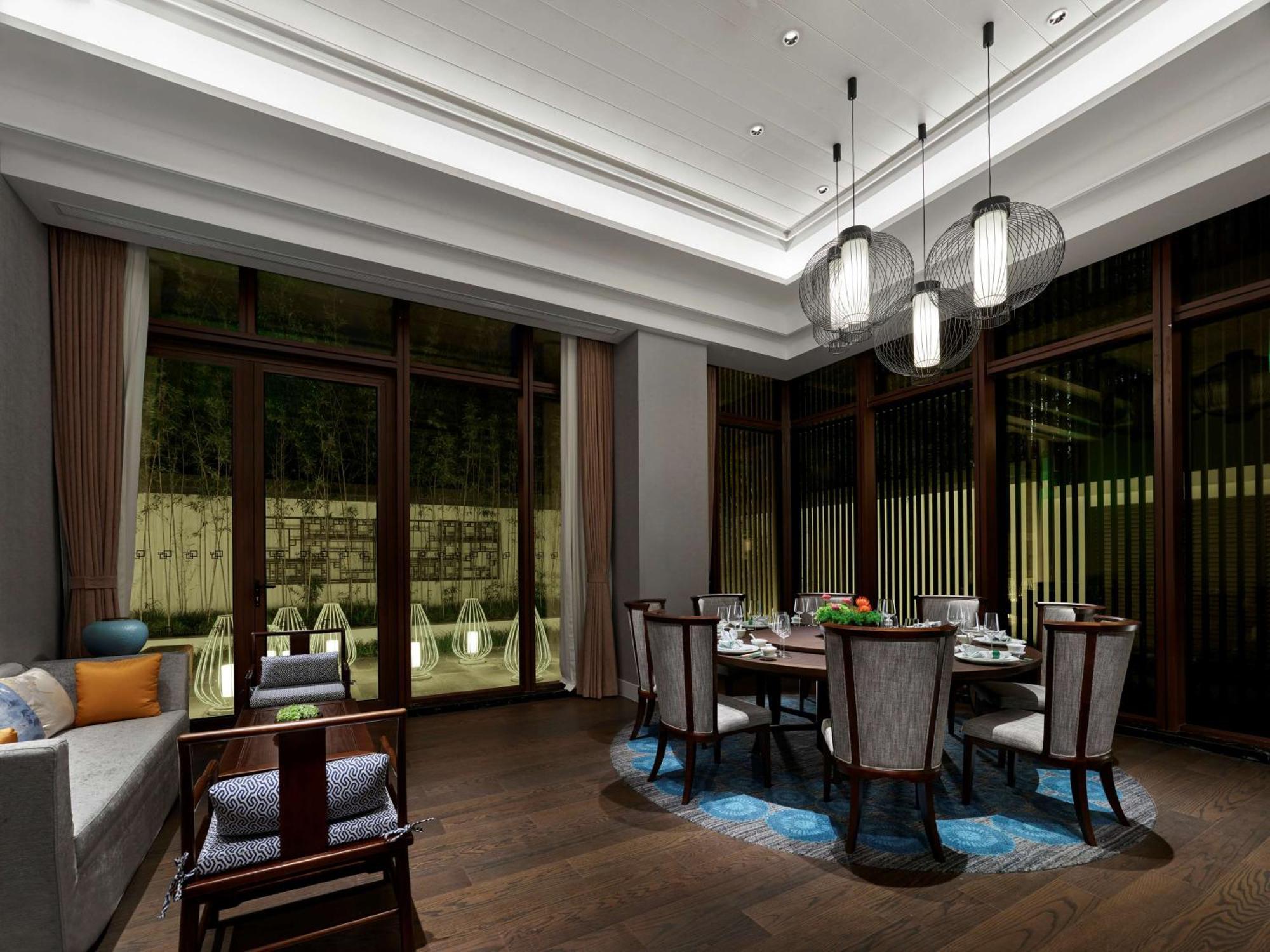 Hilton Shanghai Songjiang Guangfulin Экстерьер фото