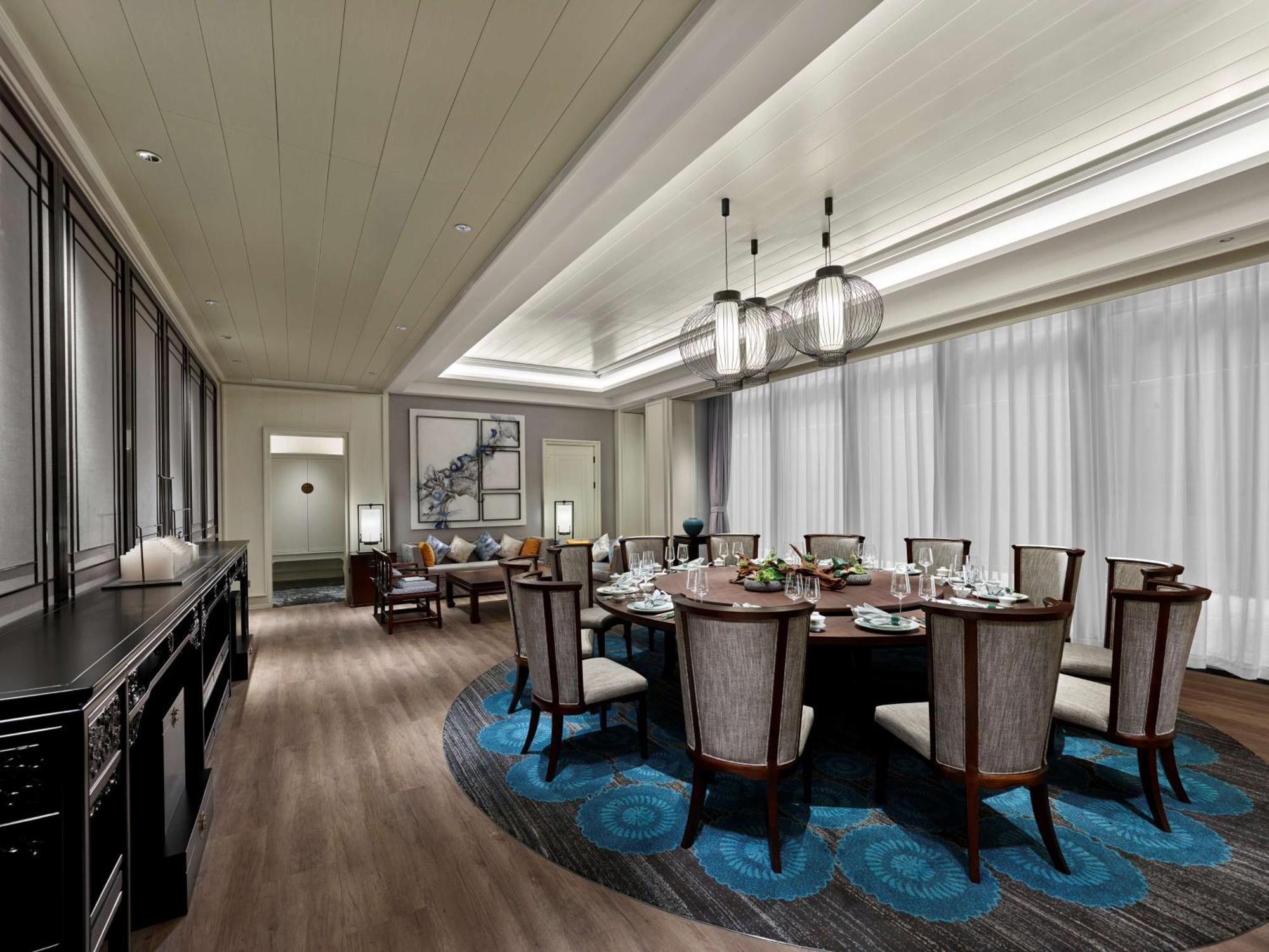Hilton Shanghai Songjiang Guangfulin Экстерьер фото